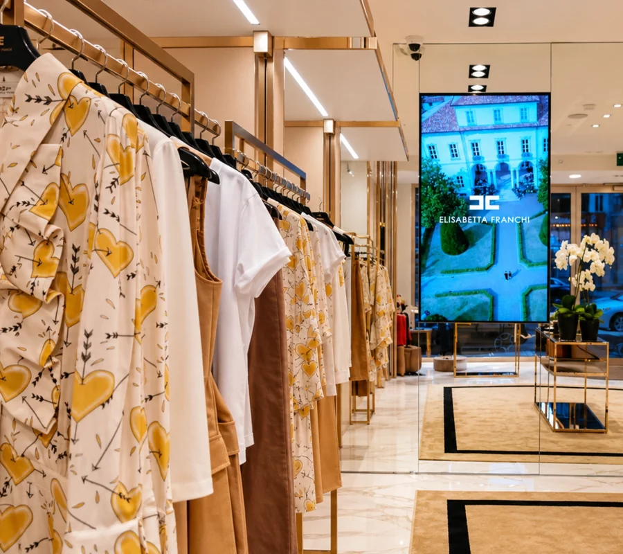 ecrans-retail-elisabeta-franchie-bruxelles